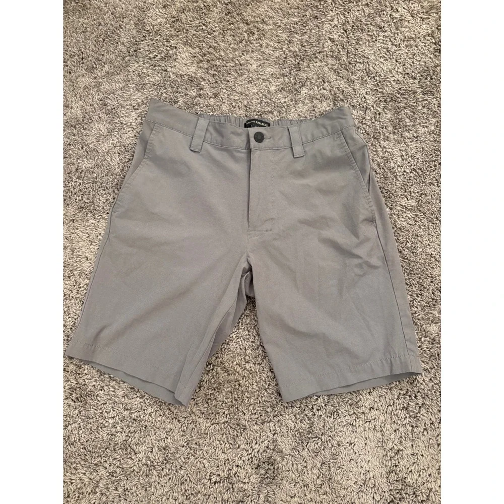 Banana Republic Mens Performance Shorts Gray Elastic Waist Active Golf Size 30